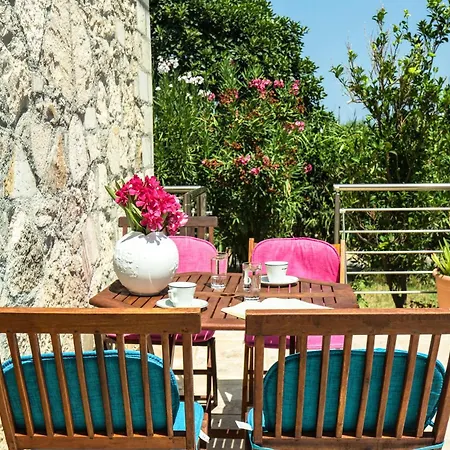 Zouri Apartments Kíssamos Dış mekan fotoğraf