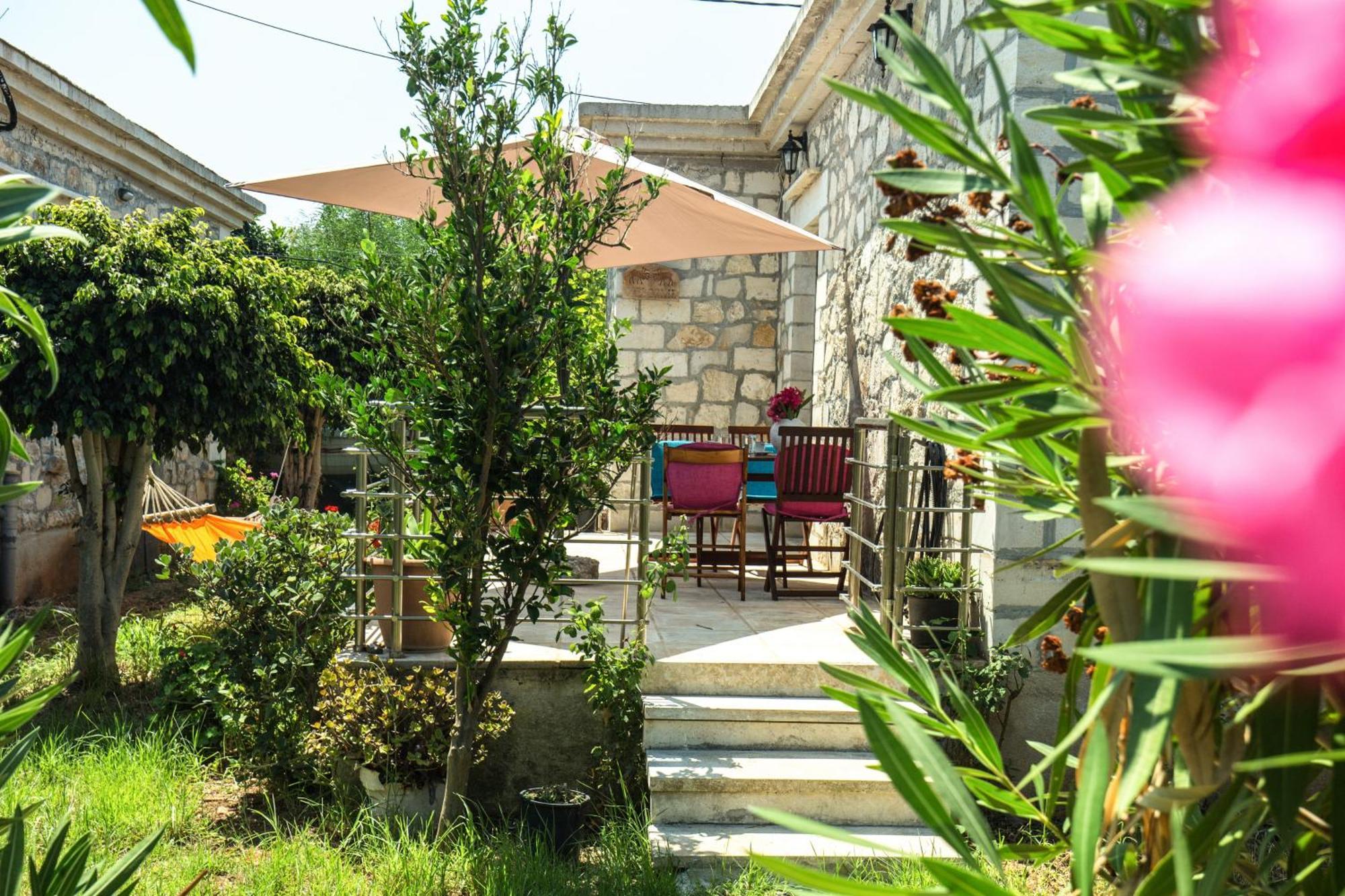 Zouri Tatil Evi *